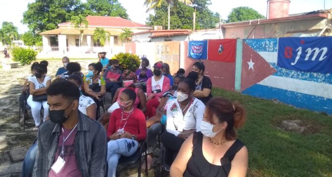 Efectúan en Perico conversatorio sobre el discurso “Palabras a los intelectuales” de Fidel
