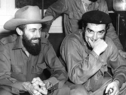 Durante este mes de octubre en todo el país se rinde homenaje a dos figuras emblemáticas de la Revolución Cubana Ernesto Che Guevara y Camilo Cienfuegos.