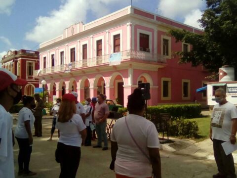 Efectuada en Colón primera graduación nacional del Curso de formación en Defensa Civil