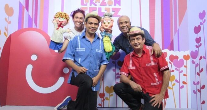 Rubén Darío Salazar Taquechel, Premio Nacional de Teatro, reafirmó su amor por Cuba en un post publicado en la red social Facebook, a propósito de la jornada por el Día de la Cultura Nacional