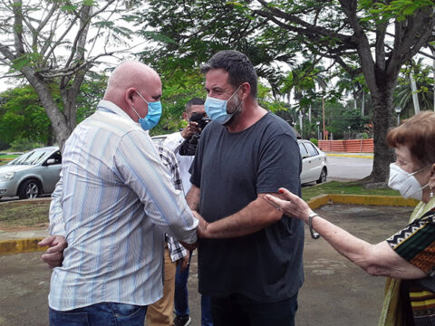 Visita eurodiputado el mayor y menos poblado municipio de Cuba
