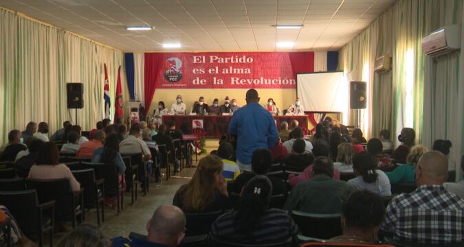 Desarrollan Asamblea de Balance del Partido en Perico