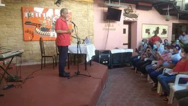 Antonio Guerrero presenta libro Nunca habrá soledad para ti