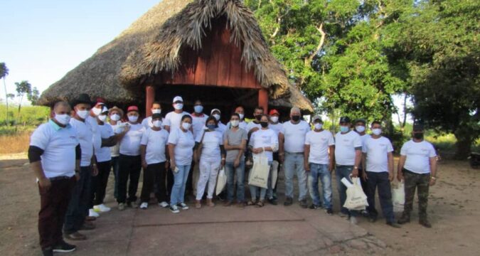 Desarrollada en Calimete Séptima reunión provincial de productores extensionistas