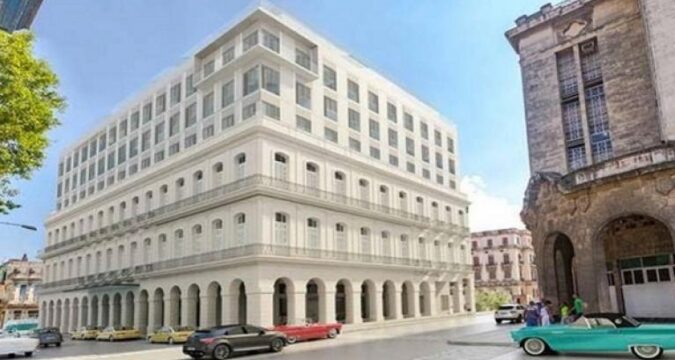 Hotel Bristol