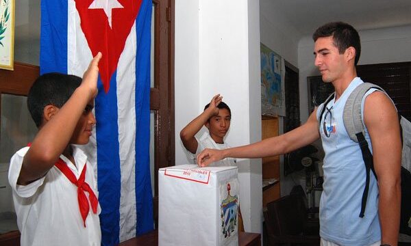 Jóvenes