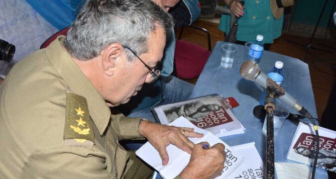 General-Rogelio-Acevedo