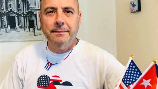 activista-Carlos-Lazo