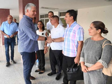 diaz canel profesores