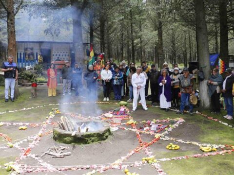 ceremonia-tradicional-Ecuador