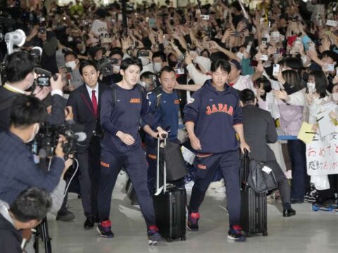 llegada-peloteros-japon