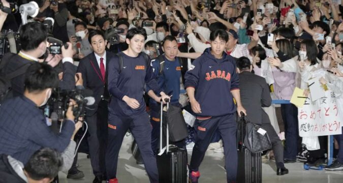 llegada-peloteros-japon