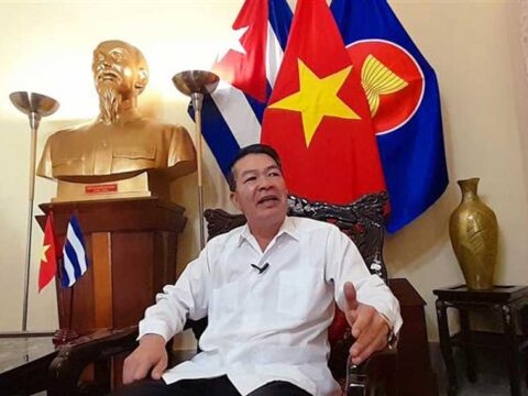 Vietnam-Embajador-Le-Thanh-