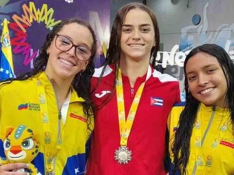 juegosalba-natacion-medallas