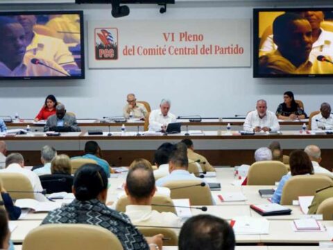 Convocan-Conferencia-PCC