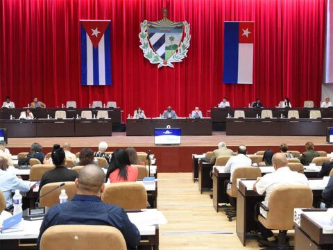 Cuba-Parlamento-Previa-Sesion-Extraordinaria-MGR