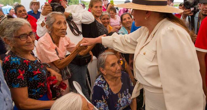 Xiomara-Castro-Red-Solidaria
