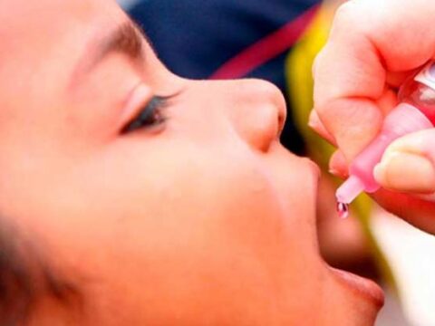 cuba-vacunacion-antipolio_0
