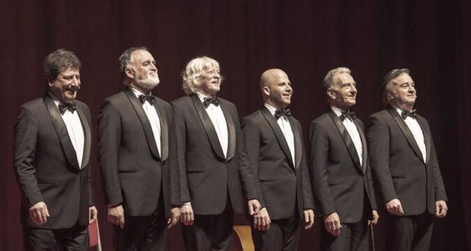 Les Luthiers