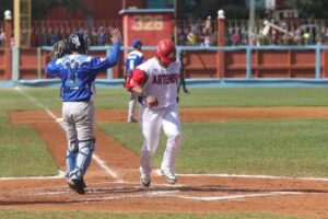 Duelo Artemisa e Industriales, entre lo mejor hoy en béisbol cubano