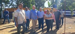 Recorre Díaz- Canel centros económicos y sociales al centro de Cuba (+Foto)
