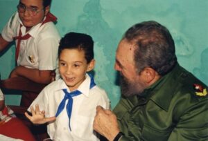 Cómo fue el primer encuentro de Fidel y Elián hace 25 años (+ fotos y videos)