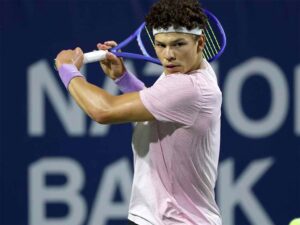 Estadounidense Ben Shelton se corona en Masters 1000 de Toronto
