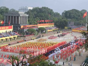Vietnam festeja en grande sus 80 años de independencia (+Fotos)