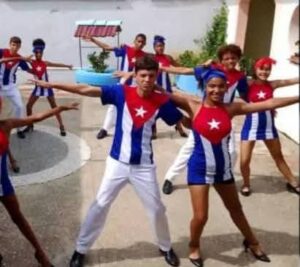 Analizan en Colón resultados artísticos durante el 2025