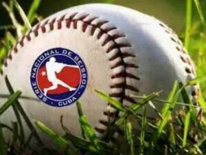 Leñadores, Cocodrilos y Cachorros aprovechan la jornada en la Serie Nacional de Béisbol