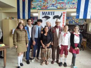 Entregan premios provinciales del concurso Leer a Martí