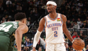 Líderes sin jugar mantienen ventaja en la NBA