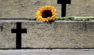 Violencia vicaria: asesinato de dos niños aviva el debate en Brasil