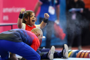 Cubanos suben al podio en lid mundial de parapesas de Tiflis