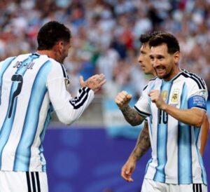Sobre la cancha: Comenzó la batalla del gol