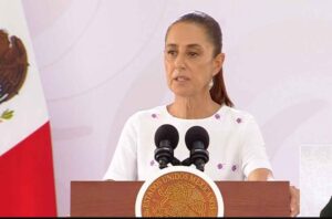 Presidenta de México defiende autodeterminación de los pueblos