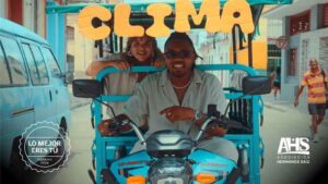 Dúo de jóvenes músicos aporta sonoridad a campaña de verano en Cuba