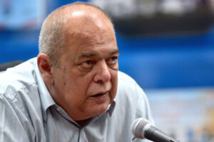 Explica ministro de Energía y Minas causas de caída del SEN