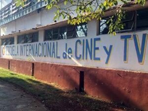 Diario mexicano destaca campaña de apoyo a escuela de cine en Cuba