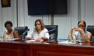 Ministra de Comercio Interior evalúa en Guantánamo transformaciones del sector