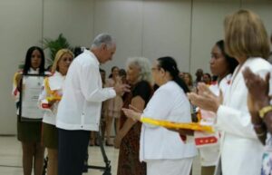 FMC celebra sus 66 años con imposición de altas distinciones a más de 300 mujeres de todo el país
