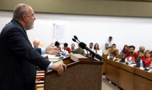Cuba defiende transformaciones soberanas frente a crisis mundial