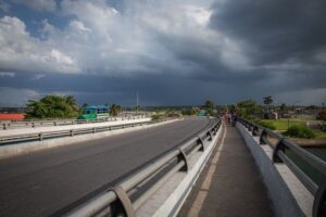 Fuerzas del Minint evitan vandalismo en viaducto de Matanzas