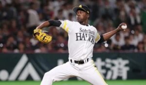 Moinelo suma su quinta victoria en la Liga Japonesa de Béisbol