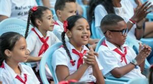 Inicio del curso escolar en Cuba, un logro de la protección social