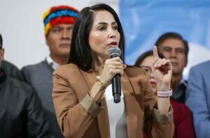 Detienen a Luisa González, excandidata presidencial de Ecuador
